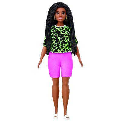 Barbie MODELKA - TRIČKO S NEONOVÝM LEOPARDÍM VZOREM A RŮŽOVÝMI ŠORTKAMI