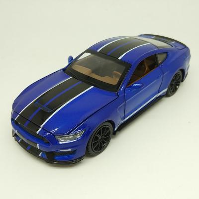Kovový model - 1:32 Ford Shelby GT350